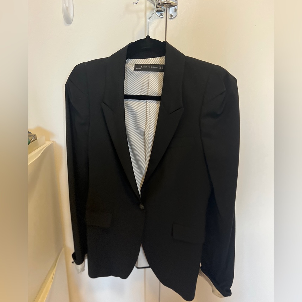Zara puff Oversized Black wool blazer